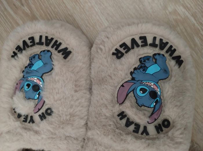 Pantoufles LILO & Stich  Disney Blanc écru - photo numéro 3