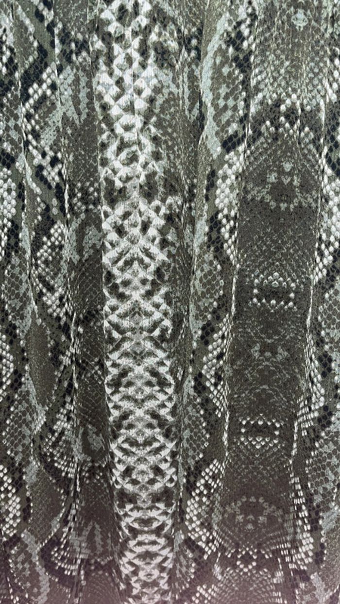 Robe H&M femme XL comme neuve - photo numéro 3