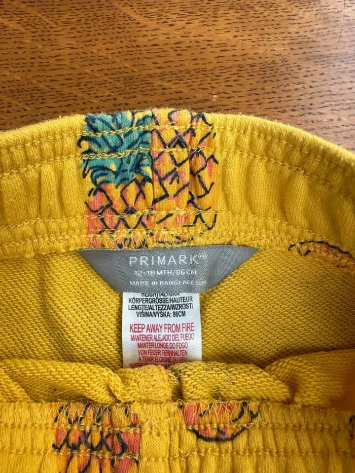 Short primark jaune ananas été 12 - 18 mois - photo numéro 4
