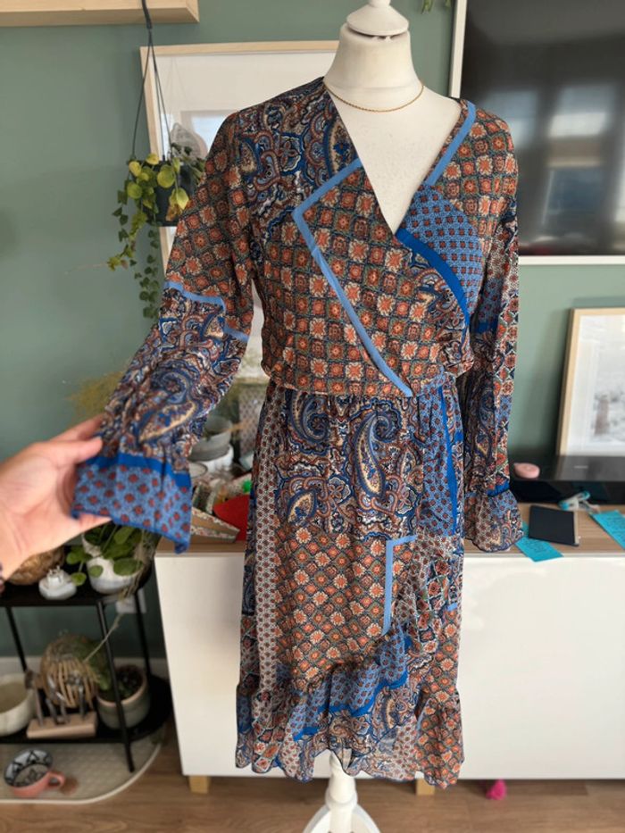 Très jolie robe manches longues bleu marron multicouleurs taille L