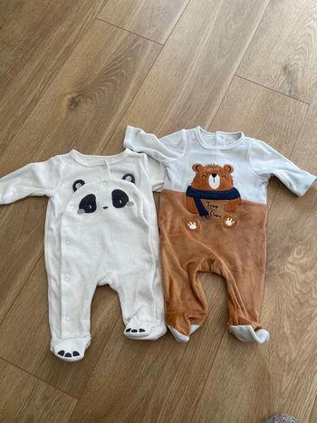 Lot 2 pyjamas velours