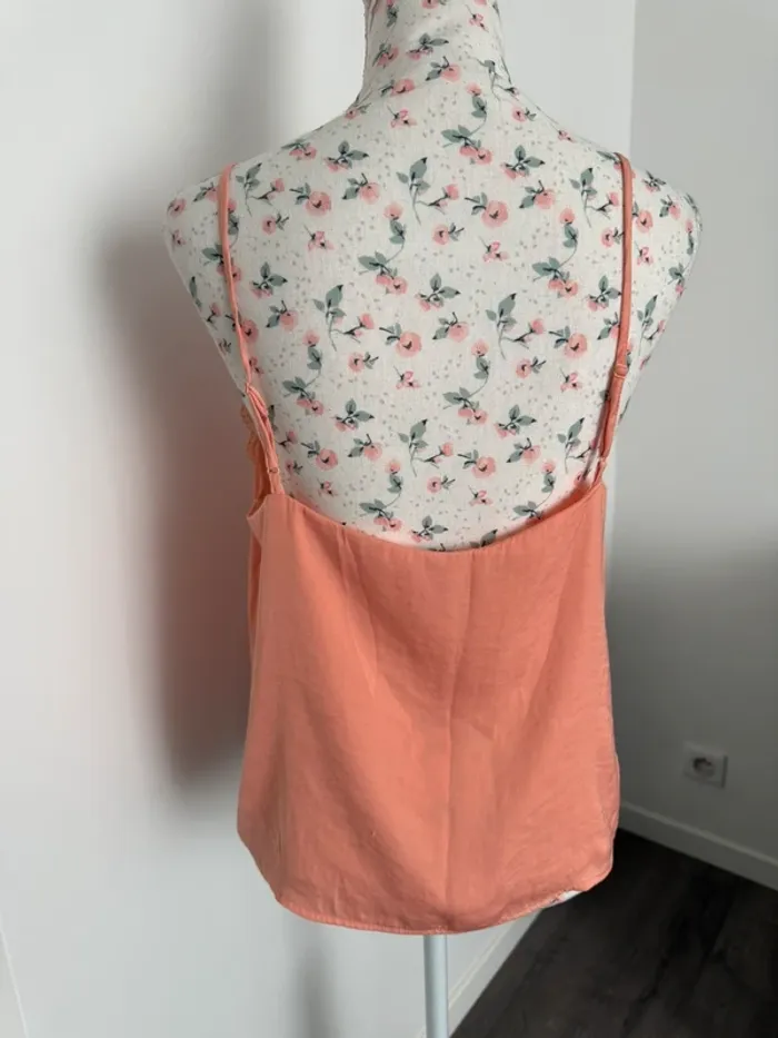 Débardeur satiné avec dentelle Pimkie taille L ou 40 - photo numéro 4