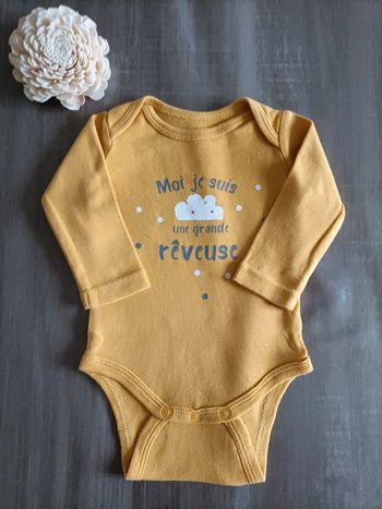 Bodie manches longues moutarde 1 mois
