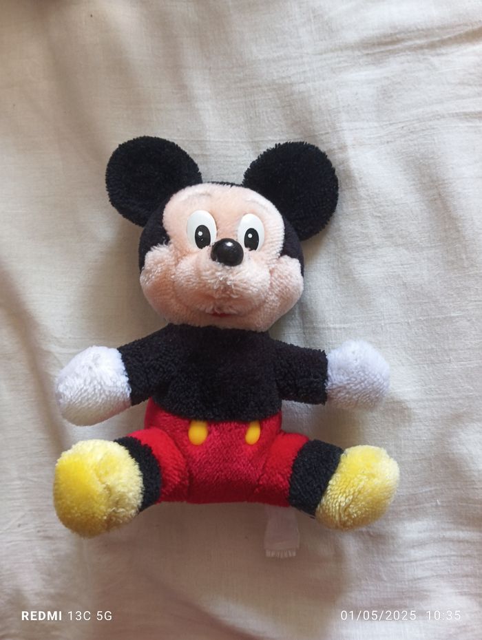 Peluche Mickey