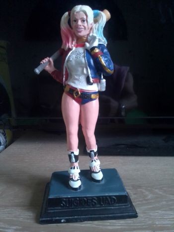 Figurine Harley Quinn
