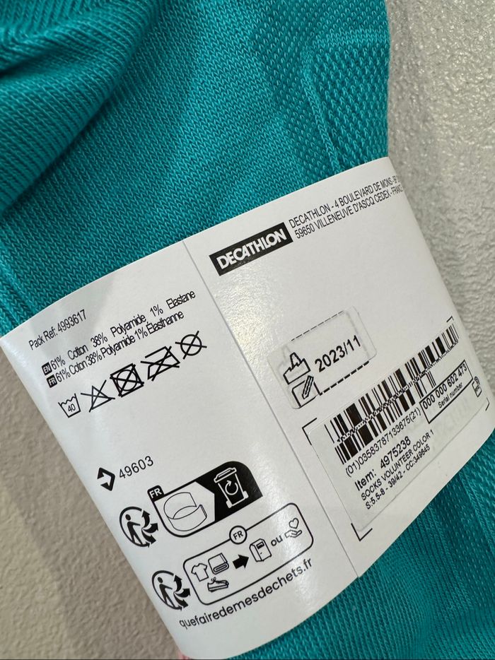 4 paires Chaussettes Décathlon Paris 2024 taille 39/42 - photo numéro 3