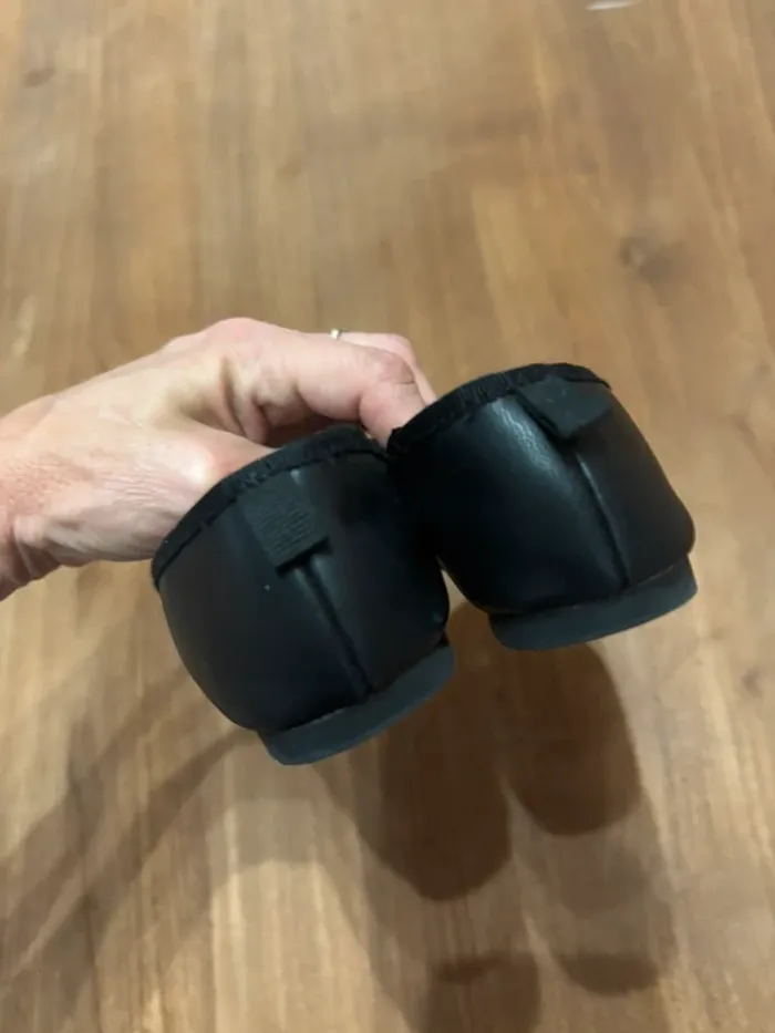 Ballerine noir H&M taille 27 - photo numéro 3