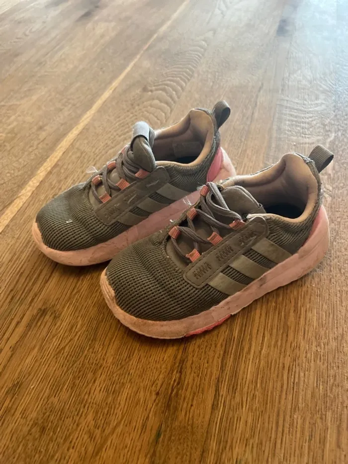 Chaussure bébé - photo numéro 2
