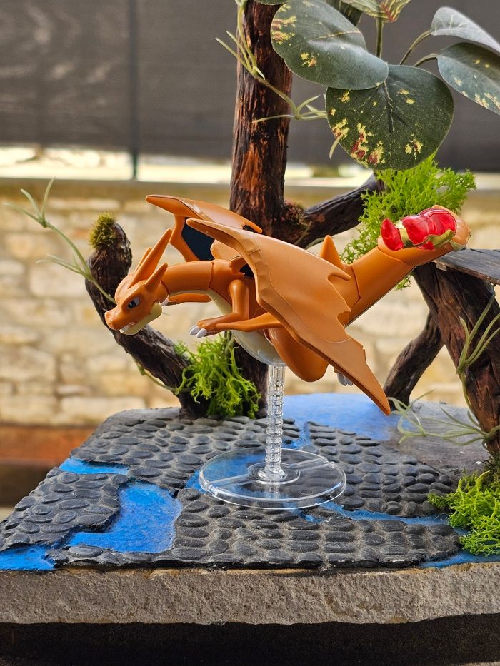 Super grande figurine Pokemon bondai Mega-Dracaufeu - photo numéro 3