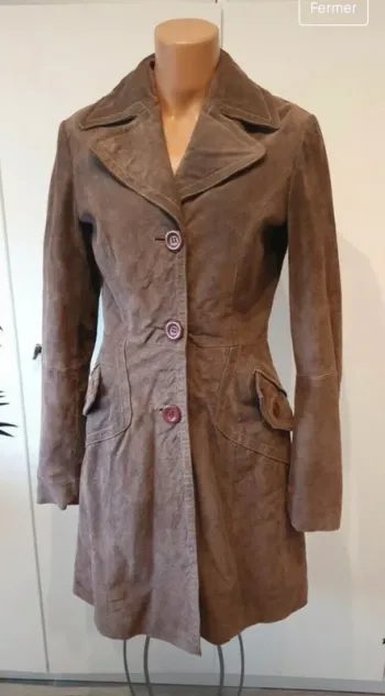 Veste longue en croûte de cuir 34/3