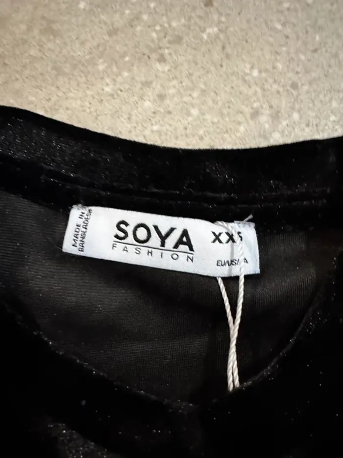 Haut noir Soya, taille XXS, neuf avec étiquette - photo numéro 2
