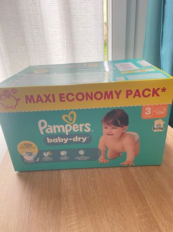 Pampers baby dry taille 3