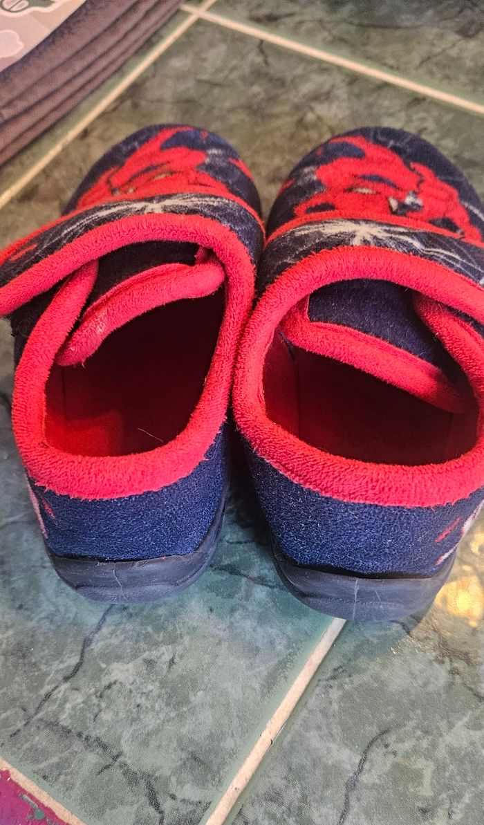 Chaussons spiderman - photo numéro 3