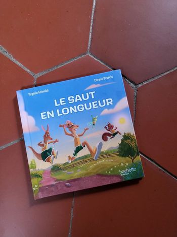 Livre Macdonald le saut en longueur hachette jeunesse