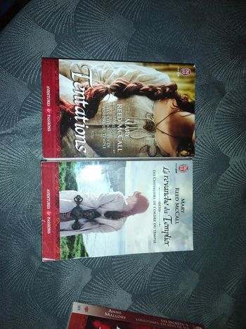 Lot de la saga les chevaliers de l'ordre du Temple . Tomes 1 et 2. Mary Reed Mccall