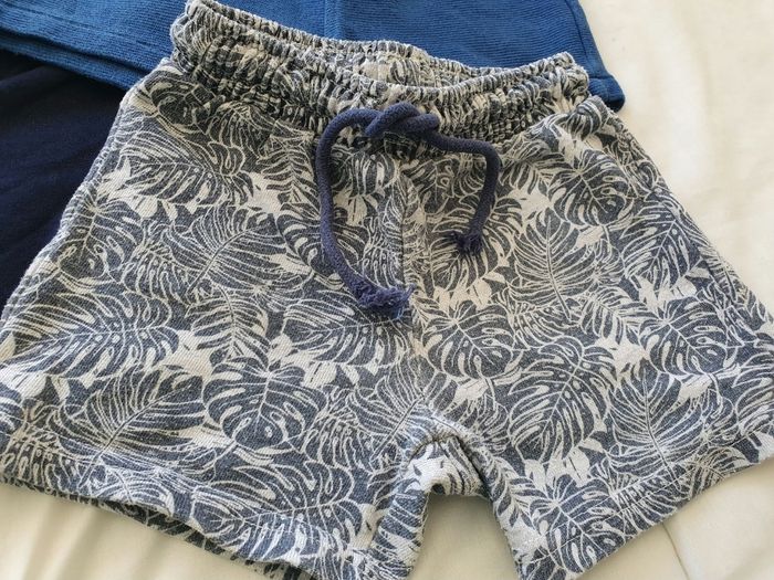 Lot de 3 shorts garçon taille 2 ans 24 mois - photo numéro 2