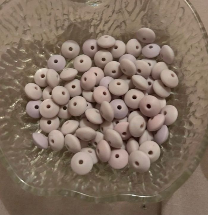 Perles plates violet claire