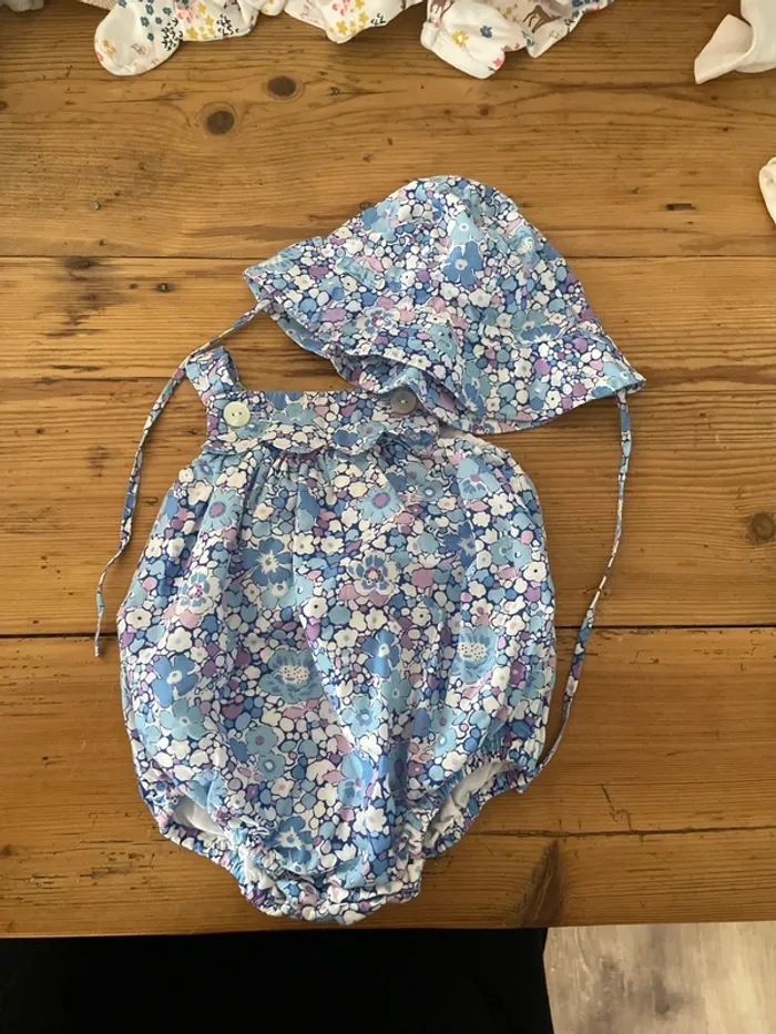 Ensemble barboteuse et chapeau 3 mois jacadi