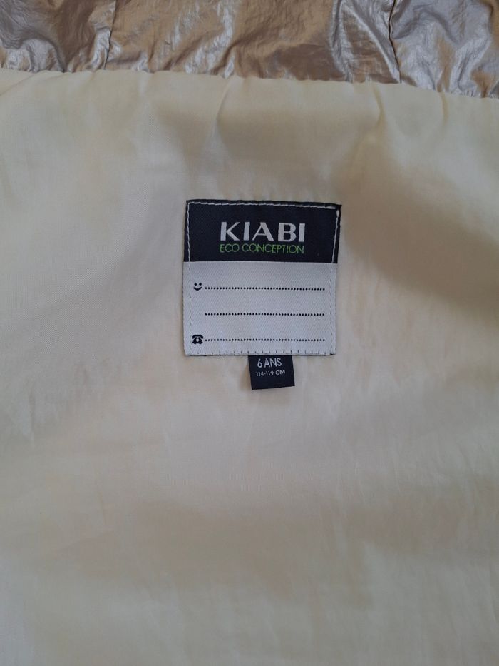 Veste fille  coupe-vent métallisée doré  Kiabi – 6 ans - photo numéro 4