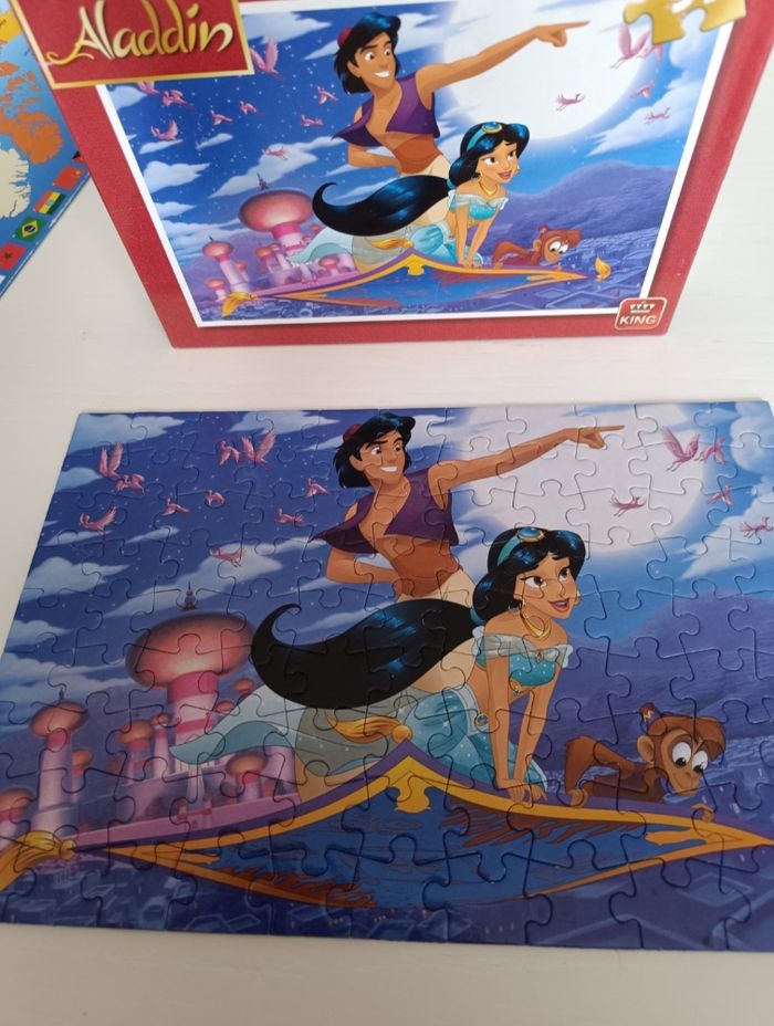 Puzzle Disney Aladin 100 pièces comme neuf - photo numéro 2
