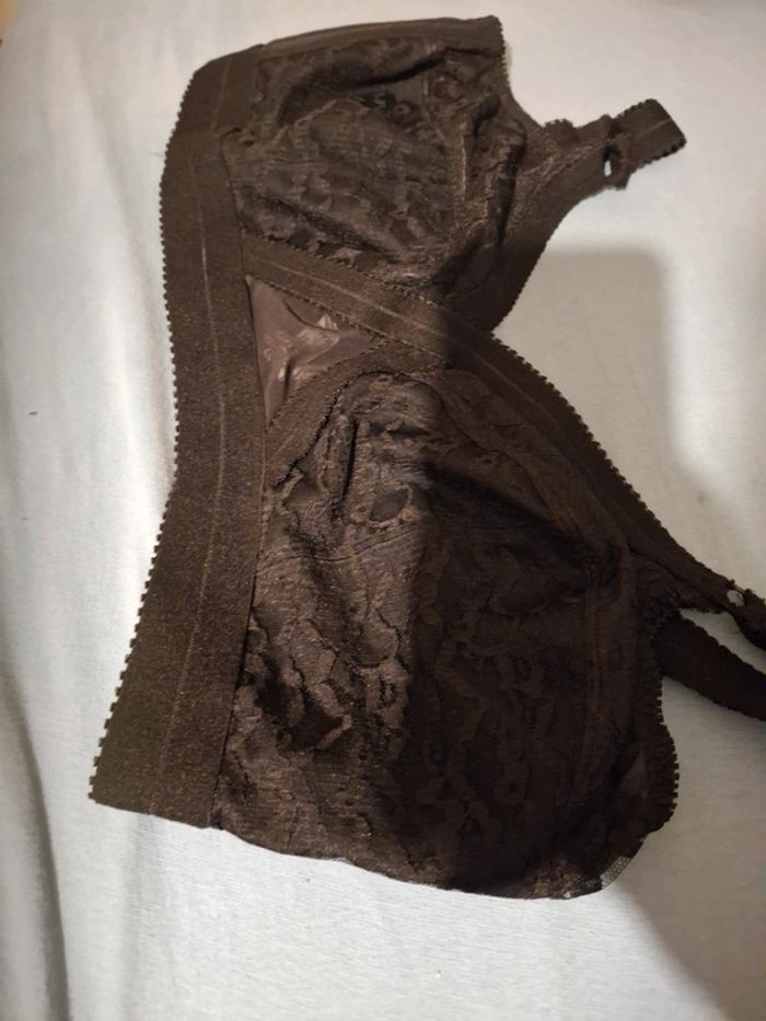 Soutien-gorge - photo numéro 2