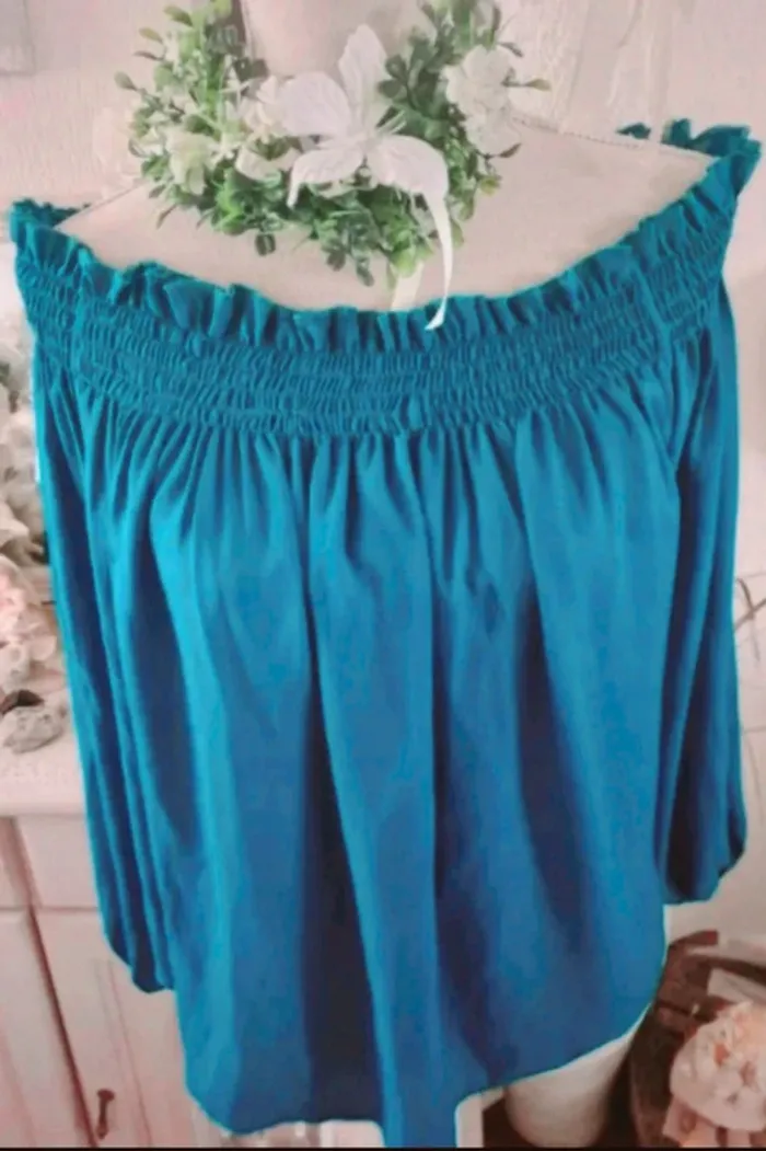 Blouse épaules dénudées bleu canard Atmosphère Taille 40 Neuve - photo numéro 2