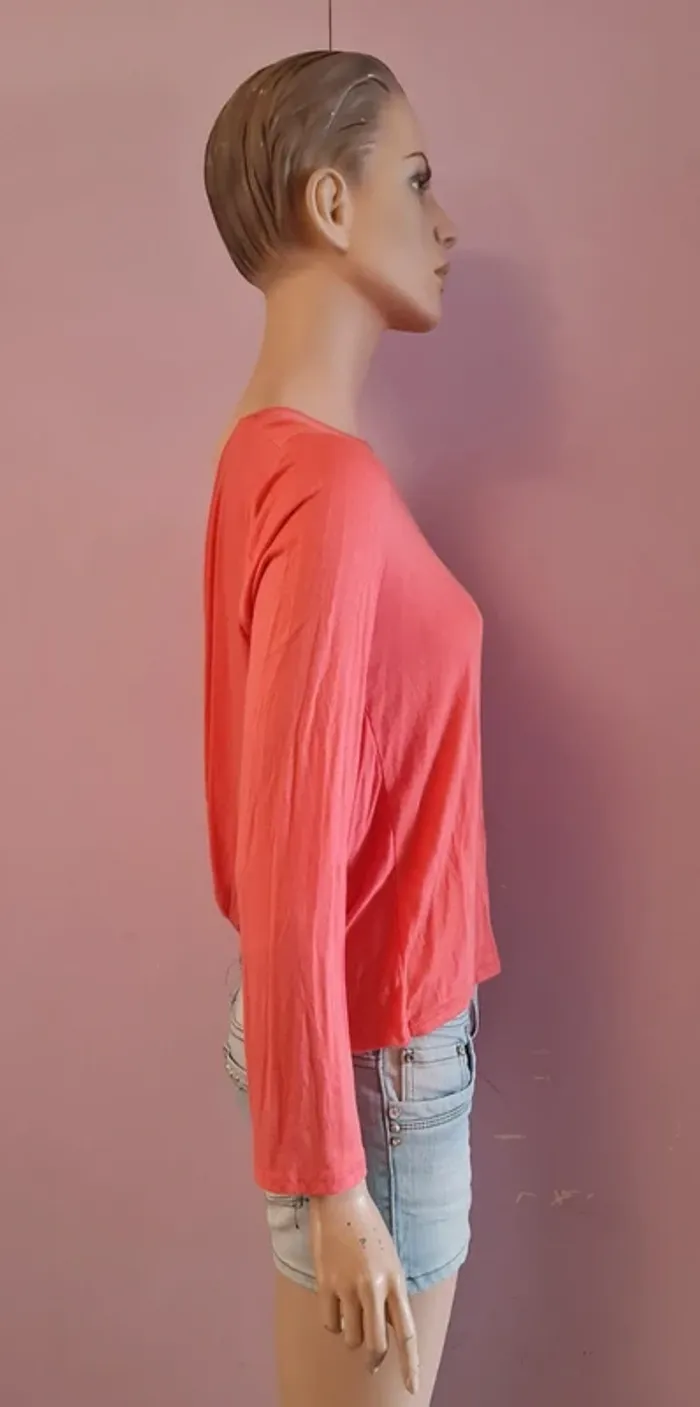 Haut femme dos nu - photo numéro 2