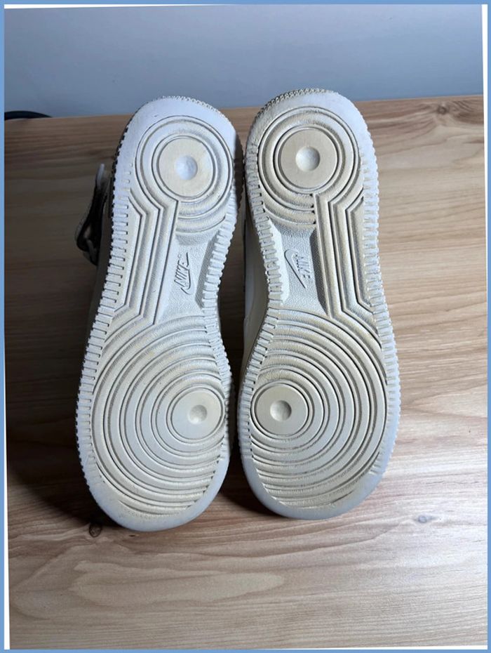 Nike Air Force 1 Mid Blanche – Pointure 38.5 Femme - photo numéro 3