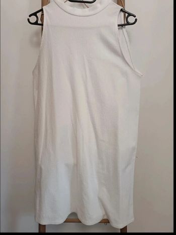 Robe gauffrée blanche