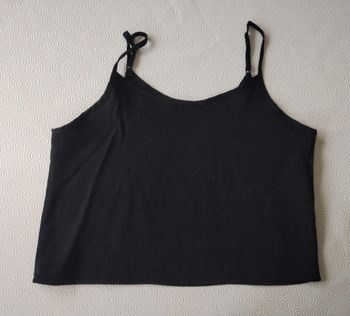 Crop top basique noir taille S