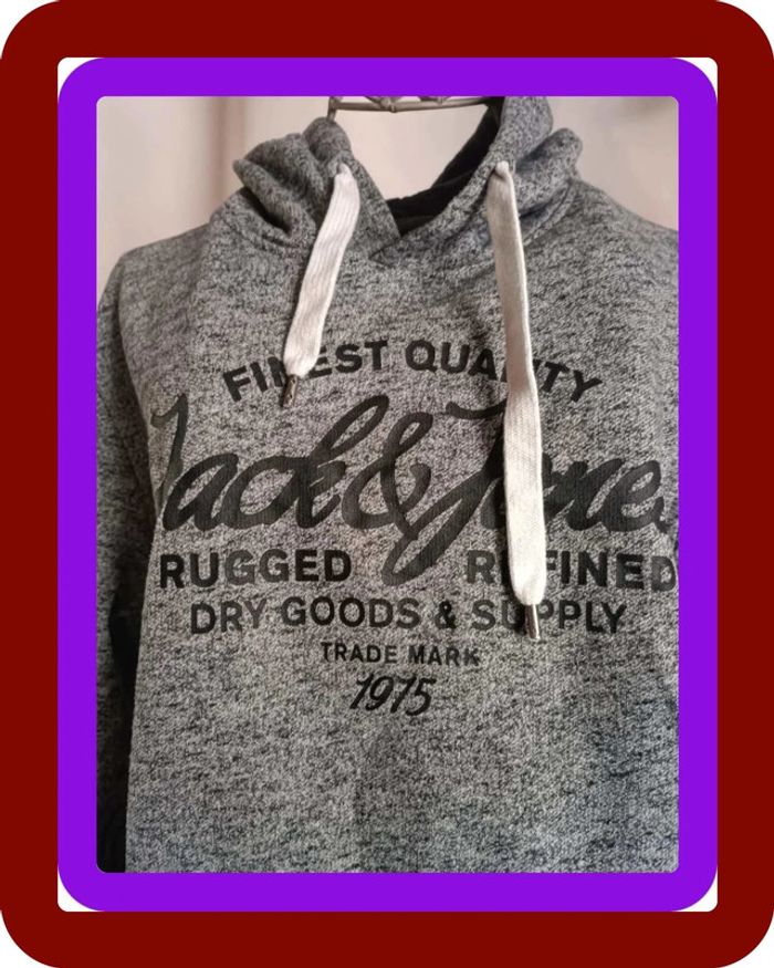 Sweat à capuche taille S - photo numéro 2