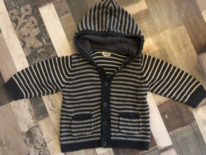 Gilet tao  12 mois