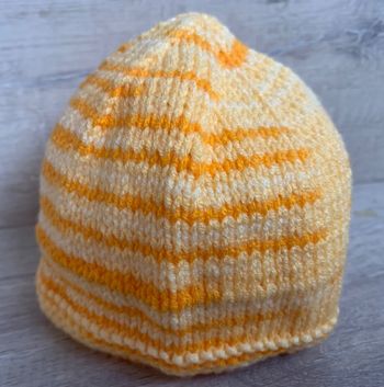 Bonnet au tricot 0-3 mois