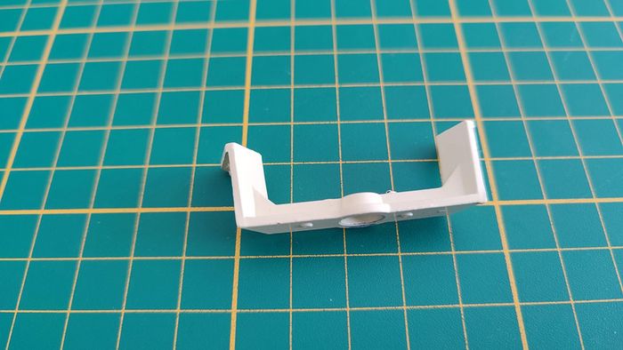 Axe fixation pièce détachée miniature Solido Ford V8 1936 citerne California oïl 1/19 1/19e #C65