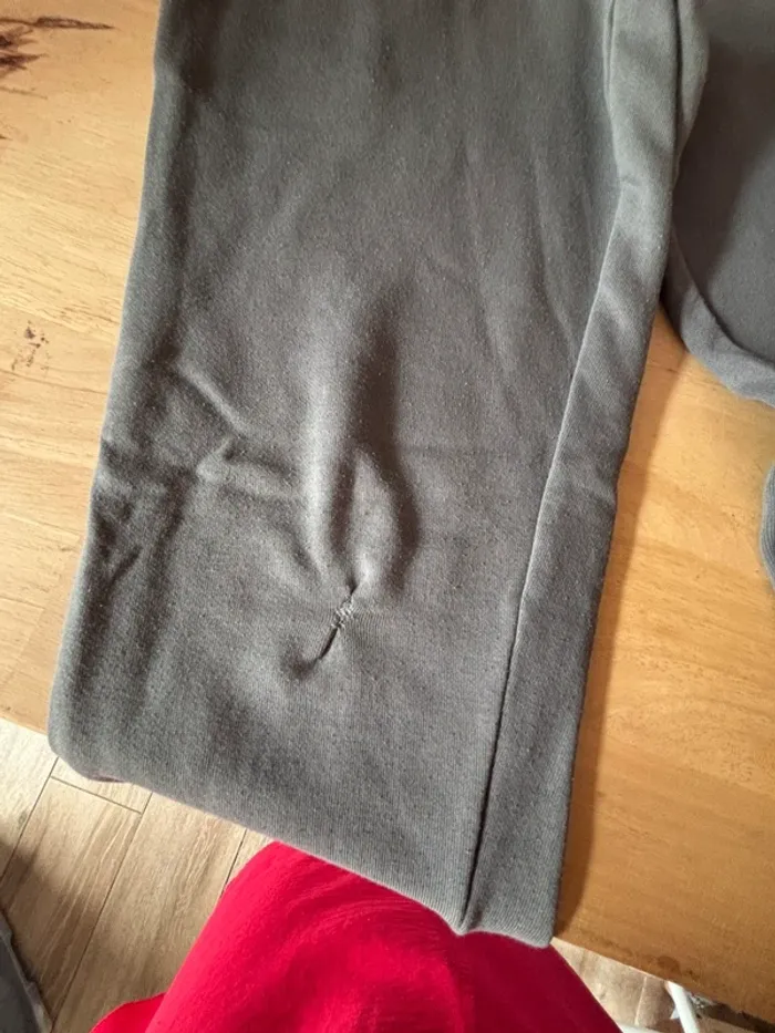 Ensemble détente ou pyjama • Primark • 10 ans - photo numéro 7