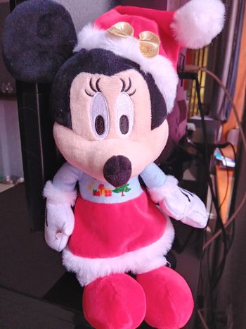 Peluche Disney Minnie Noël 30cm