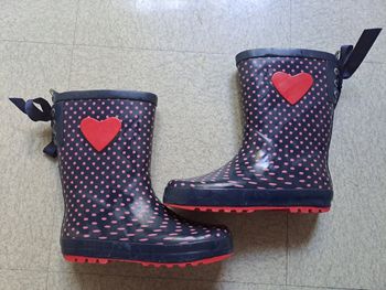 Bottes de pluie / P.32 / " La Halle "