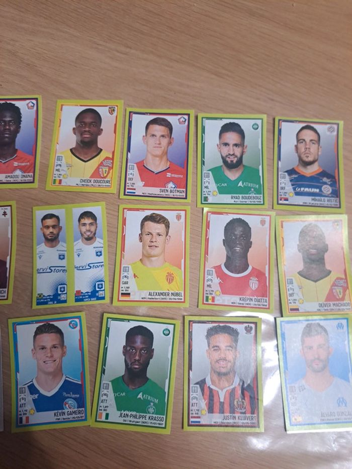 Lot de 15 cartes Panini 2023 - photo numéro 3