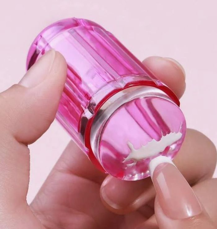 1 tampon pour Nail Art et 1 grattoir - photo numéro 2