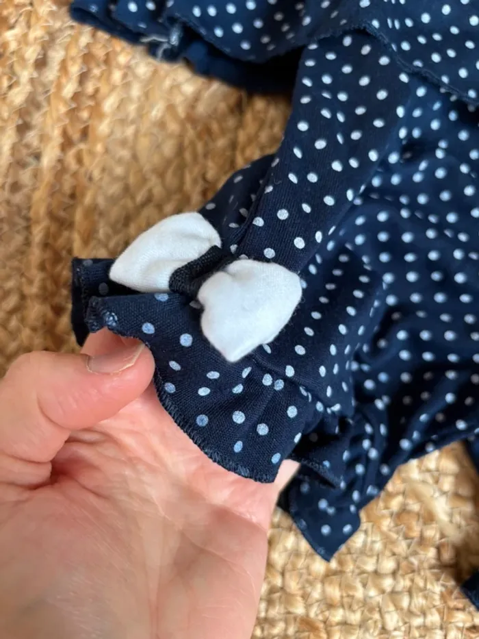 Ensemble tenue 2 pièces neuf 12 mois à pois - photo numéro 2