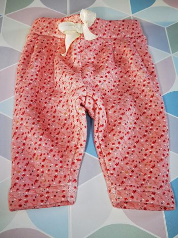 D3093 - jogging fille 3 mois