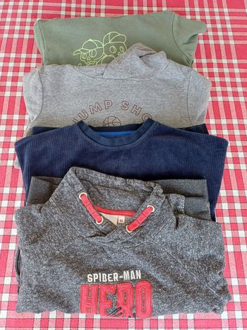 Lot de 4 sweat-shirts