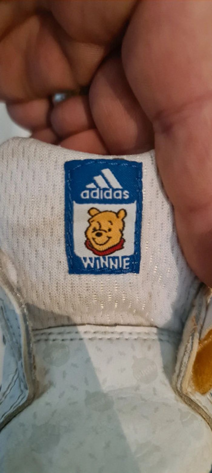 Baskets Adidas Winnie pointure 22 - photo numéro 4