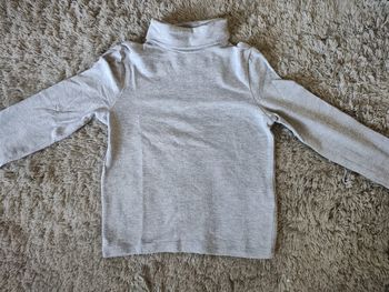 Sous-pull à col roulé taille 5 ans