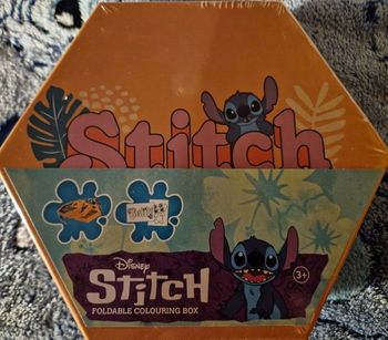 Boite de coloriage depliable Stitch disney