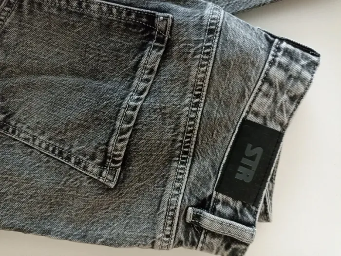 jeans flare Stradivarius femme taille 36 - photo numéro 2