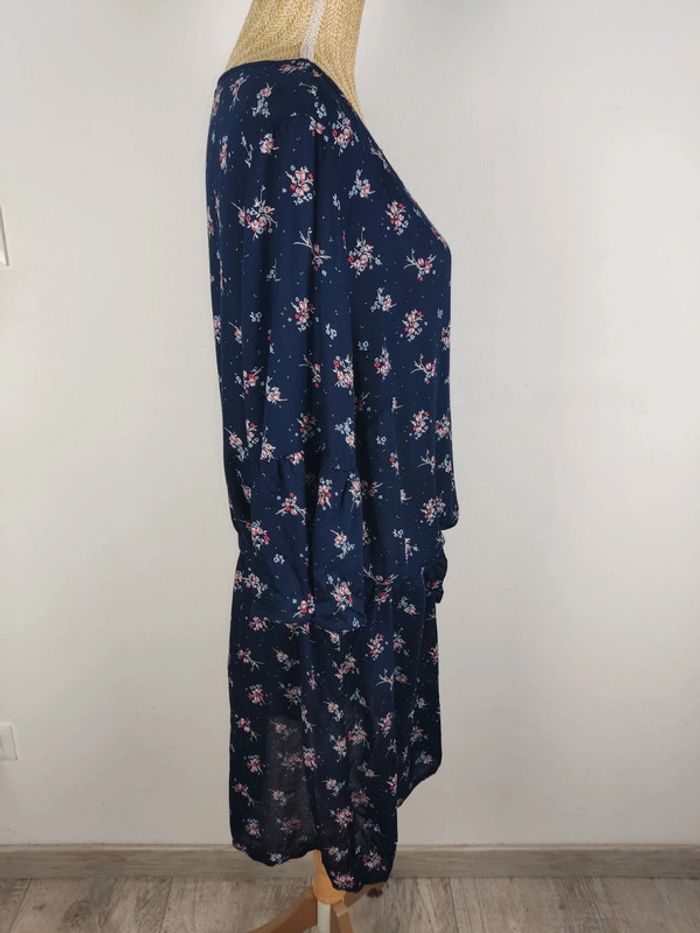 Robe droite mi-longue manches 3/4 bleu nuit ceinture à nouer motif fleuri taille 48 Tissaia - photo numéro 3