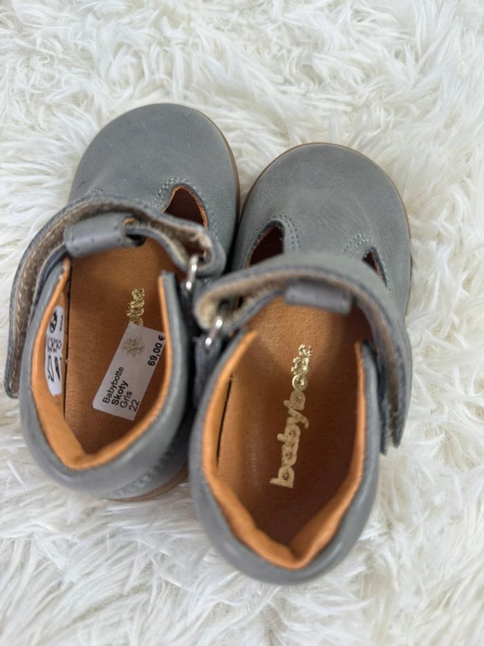 Paire de chaussures Babybotte taille 22 - photo numéro 6