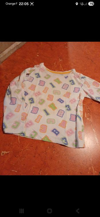T.shirt fille taille 4 ans