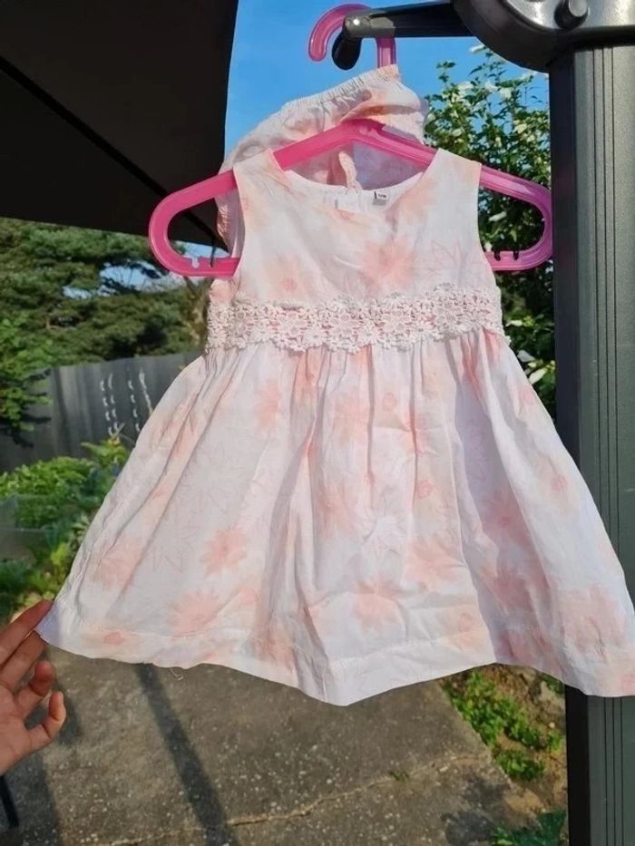 Ensemble robe fleurie sans manche +bloomer - photo numéro 4